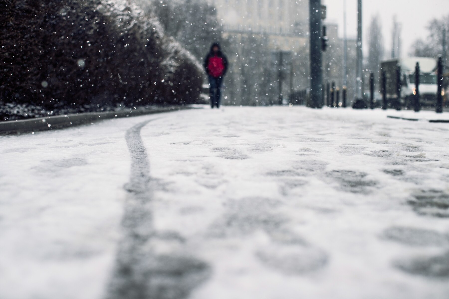 В выходные жителям Томска обещают мокрый снег и штормовой ветер