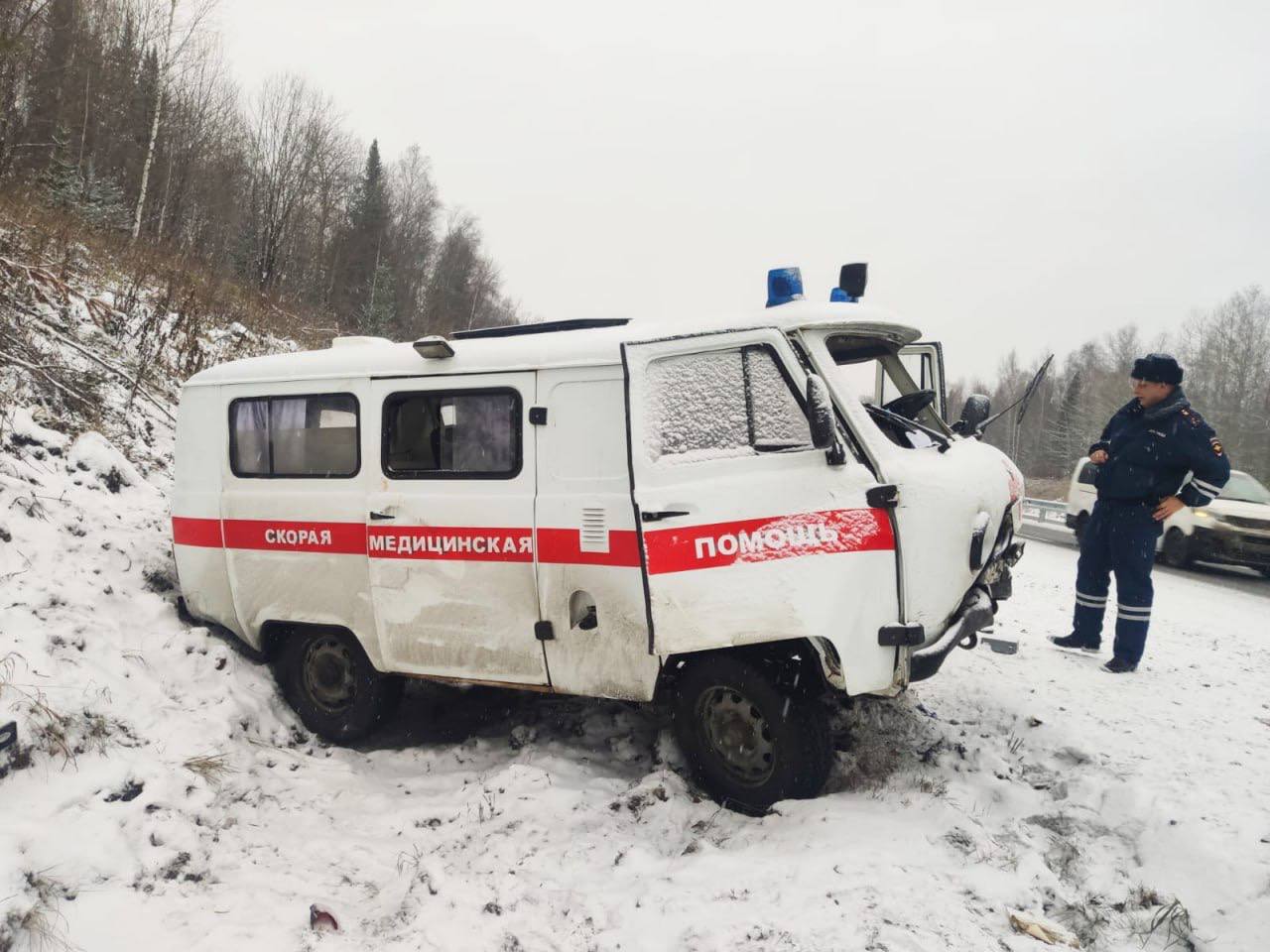 В ДТП со «скорой» в Красноярском крае погибла 47-летняя фельдшер