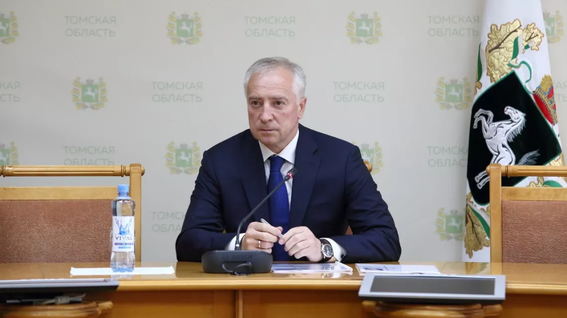 Томский губернатор Владимир Мазур отмечает свой 58-й день рождения